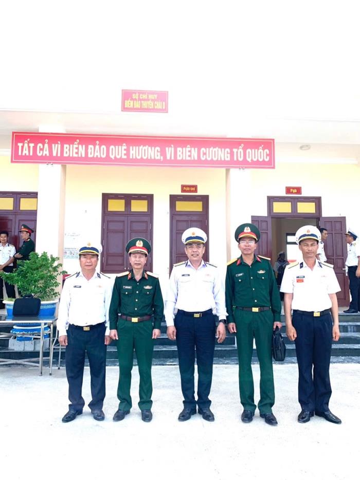 Đến Trường Sa thêm mến yêu Tổ quốc