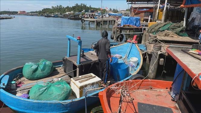 Bất cập cảng cá tại cửa biển Sa Cần: Ngư dân mong sớm có cảng đủ chuẩn