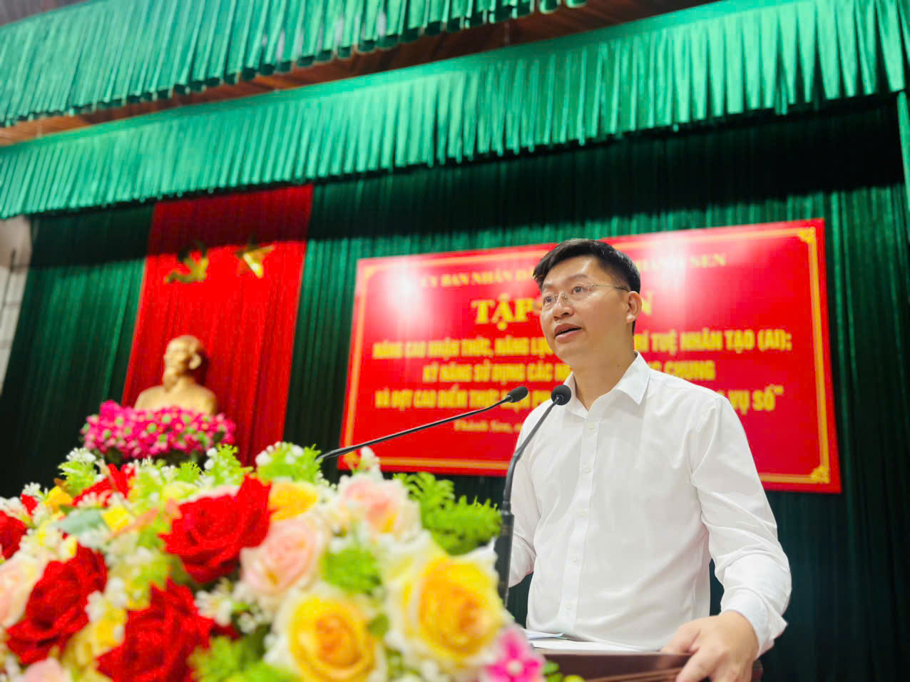 Phường Thành Sen phát động đợt cao điểm phong trào "Bình dân học vụ số"