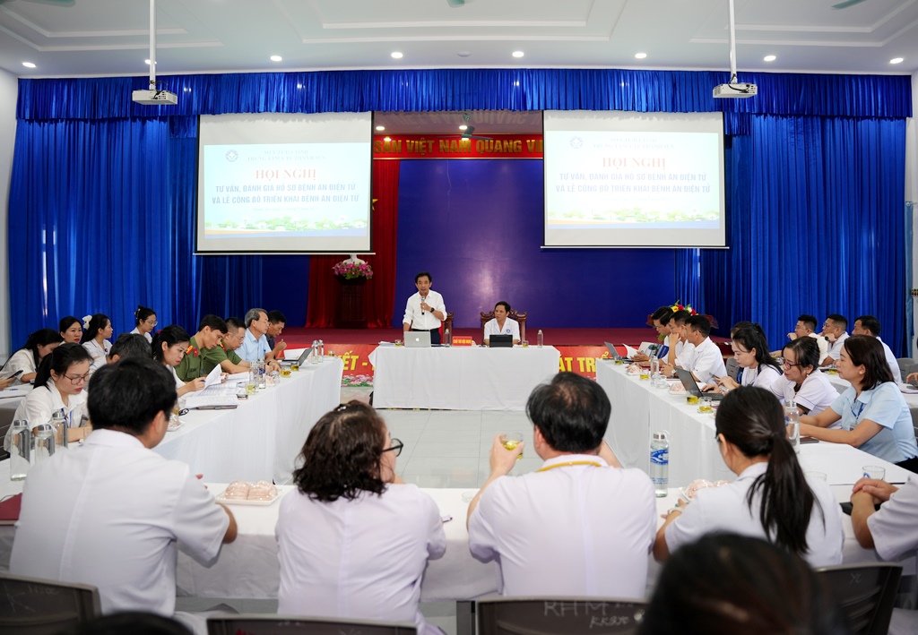 Trung tâm Y tế Thành Sen công bố triển khai Bệnh án điện tử