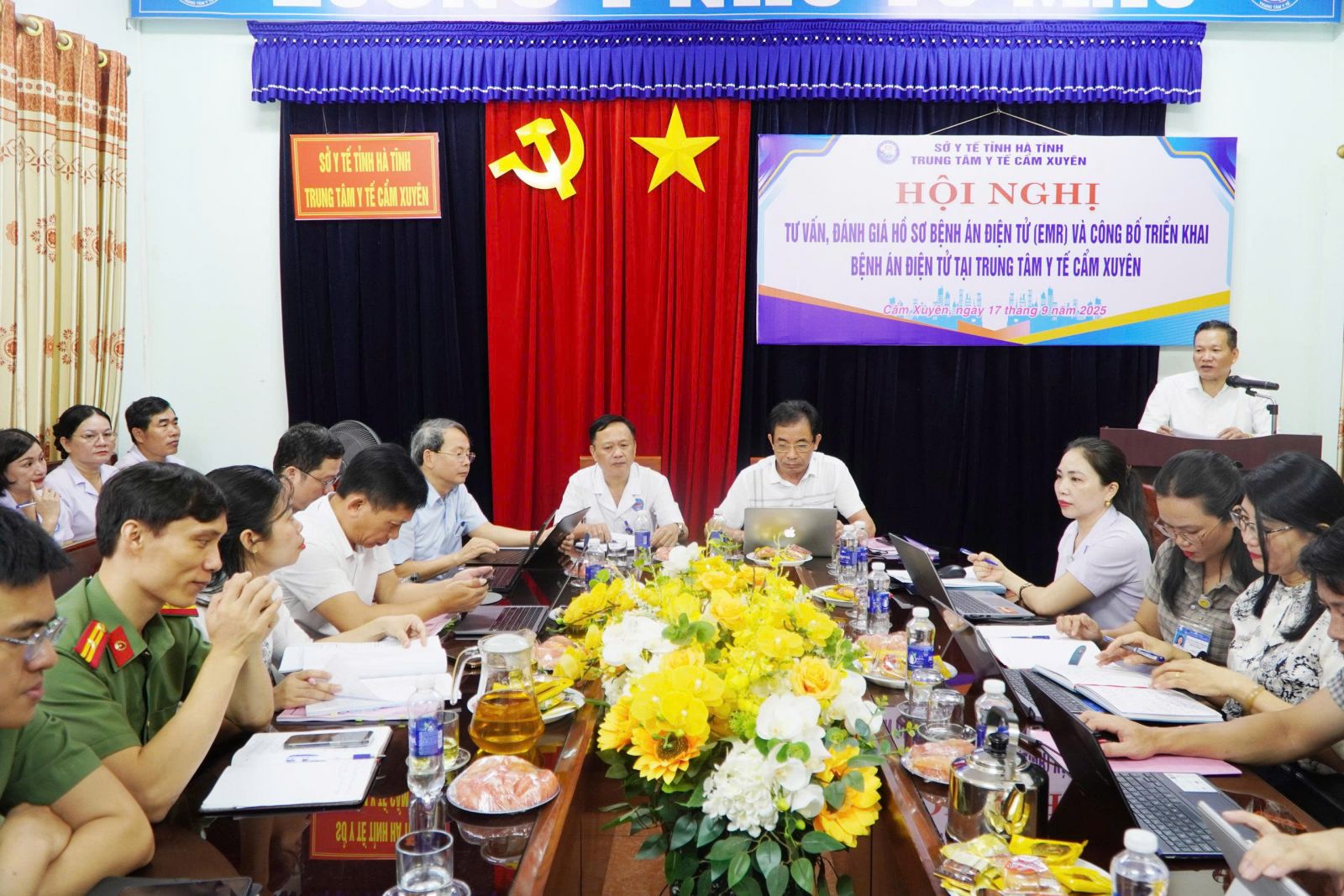 Trung tâm Y tế Cẩm Xuyên chính thức triển khai bệnh án điện tử