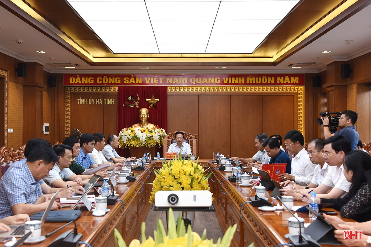 UBND tỉnh Hà Tĩnh tổ chức duyệt tham luận (Tổ số 4) chuẩn bị Đại hội Đảng bộ lần thứ XX