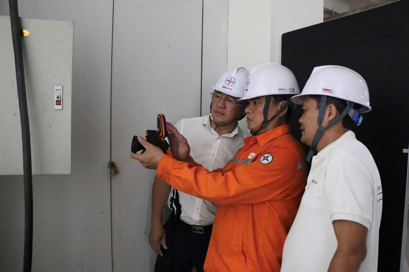 Sẵn sàng mọi phương án cấp điện phục vụ Đại hội Đảng bộ tỉnh Hà Tĩnh lần thứ XX