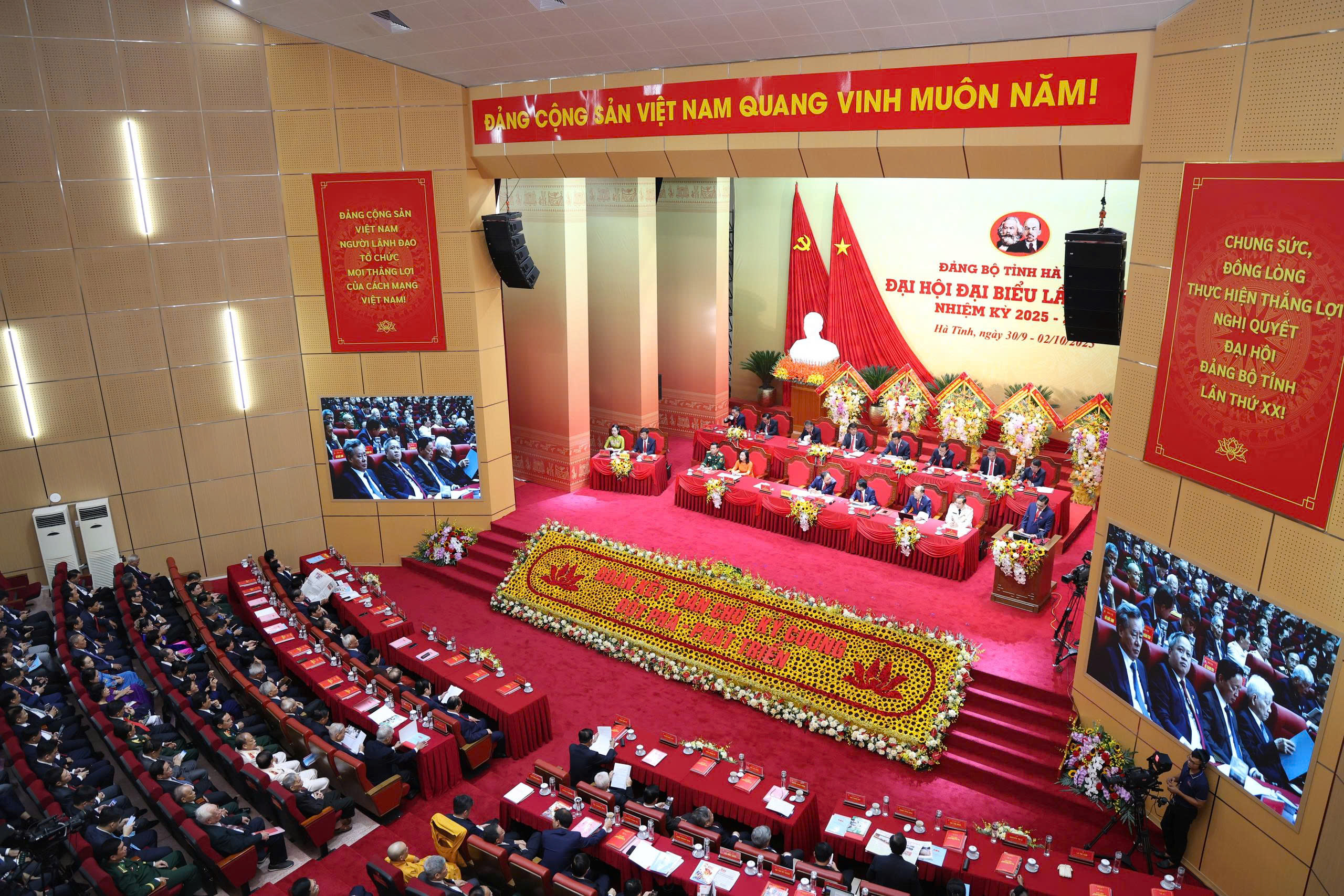 Hôm nay, Đại hội đại biểu Đảng bộ tỉnh Hà Tĩnh công bố kết quả bầu nhân sự chủ chốt