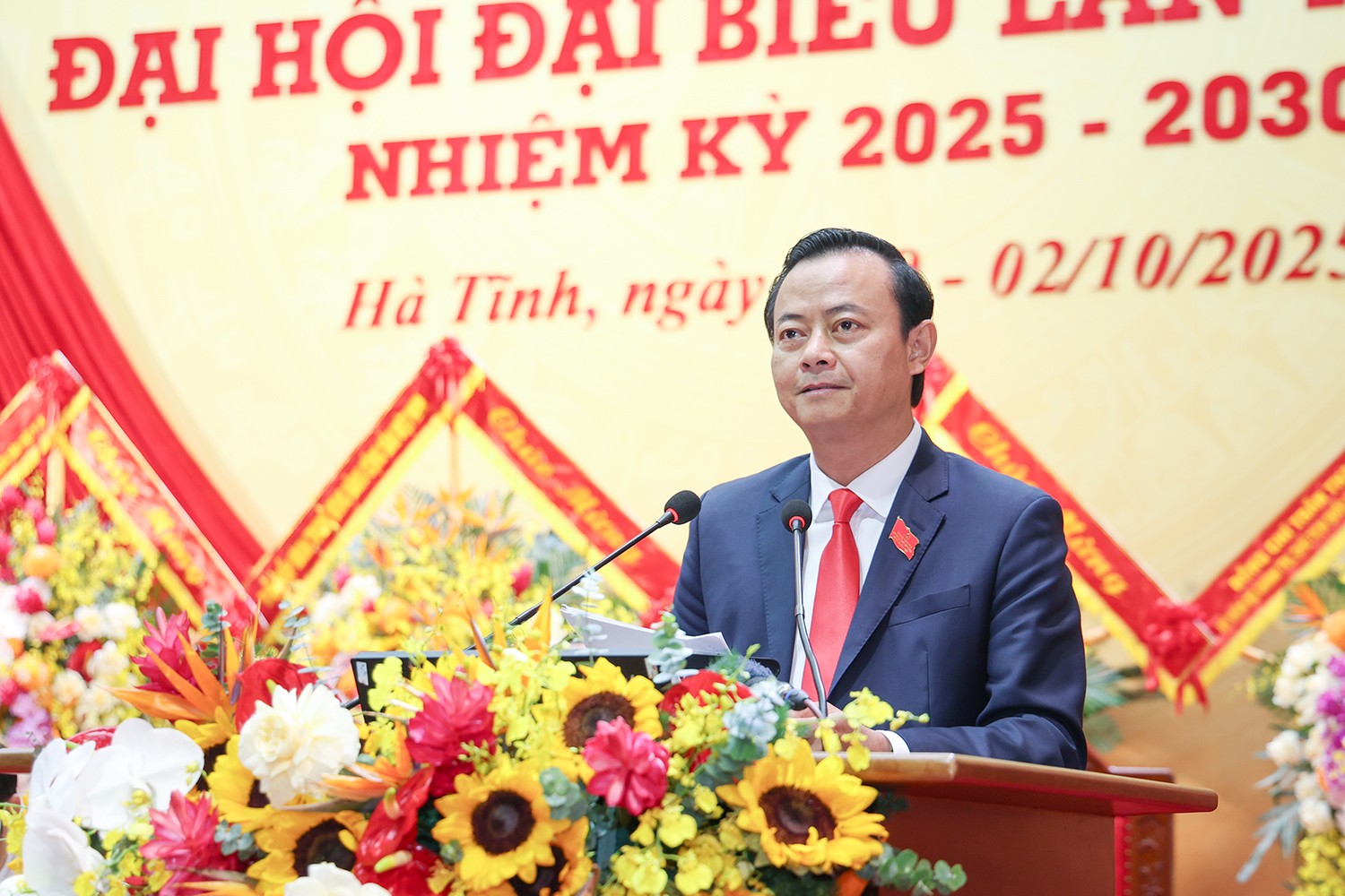 Nhiều ý kiến đóng góp vào dự thảo các văn kiện trình Đại hội XIV của Đảng