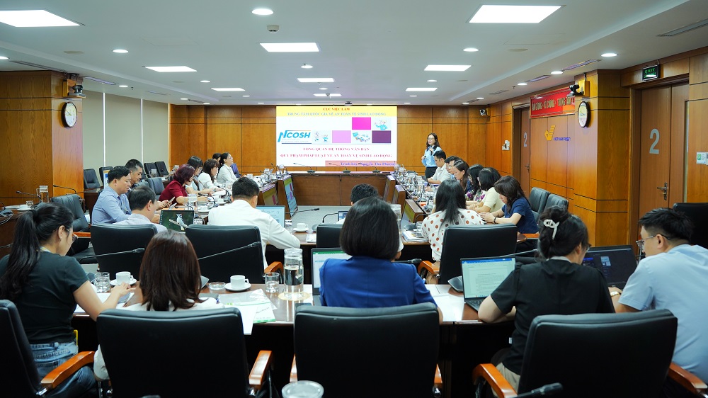 Bưu điện Việt Nam khai giảng lớp huấn luyện An toàn vệ sinh lao động năm 2025