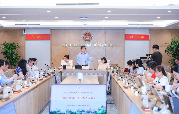 Khẳng định vai trò trung tâm khu vực về thể chế AI tại Tuần lễ Số quốc tế Việt Nam 2025