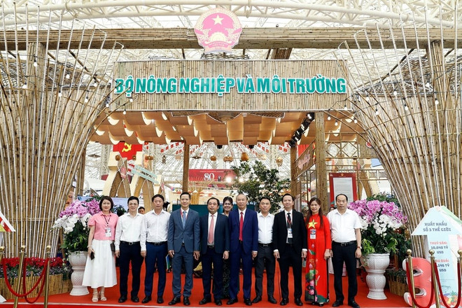 Bộ NNMT kiện toàn Ban Chỉ đạo phát triển khoa học công nghệ, đẩy mạnh triển khai Đề án 06