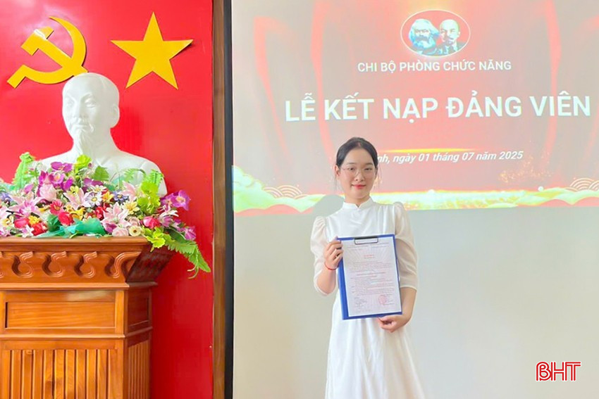 Phát triển đảng viên trẻ từ giảng đường