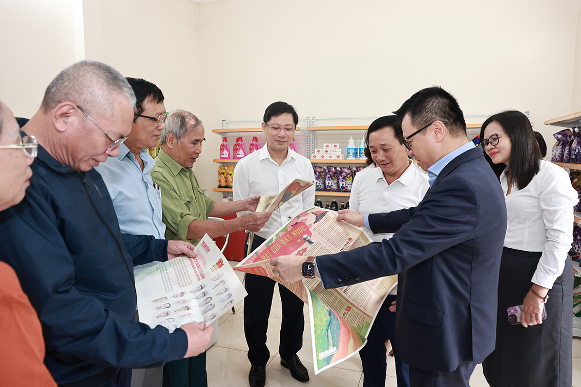 Người dân cả nước có thể đọc Dự thảo Văn kiện Đại hội XIV của Đảng tại các Bưu điện – Văn hoá xã