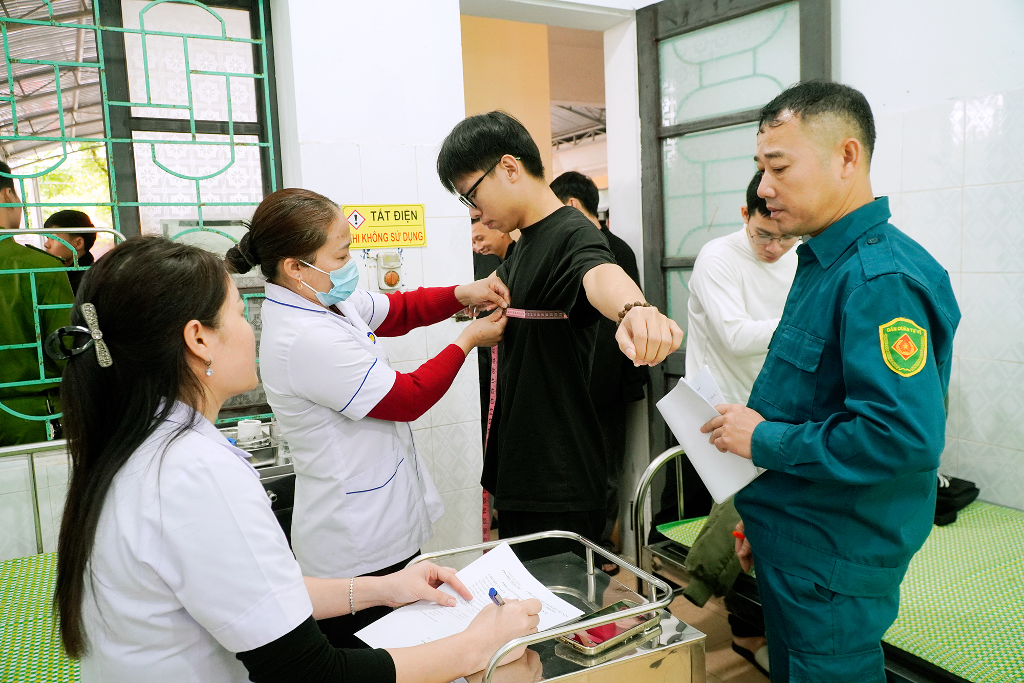 Phường Trần Phú: 220 thanh niên tham gia sơ tuyển sức khỏe nghĩa vụ quân sự và công an nhân dân năm 2026