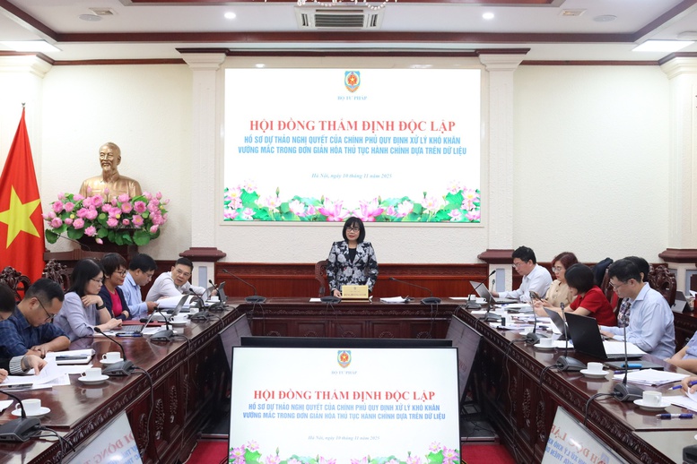 Hoàn thiện cơ sở pháp lý để đẩy nhanh tái cấu trúc thủ tục hành chính dựa trên dữ liệu