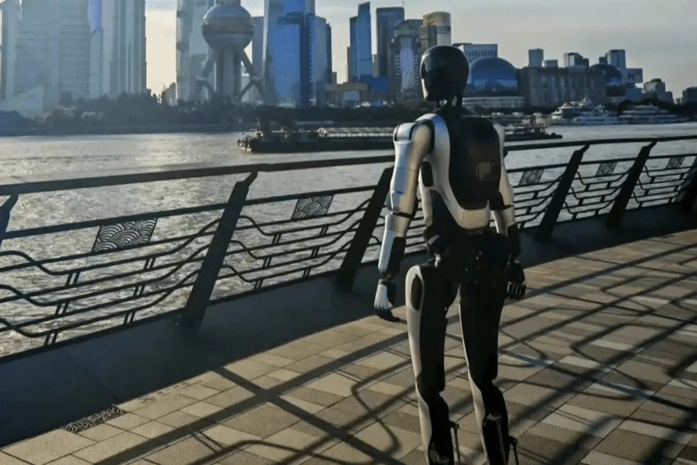 Robot Trung Quốc lập kỷ lục đi bộ 100km