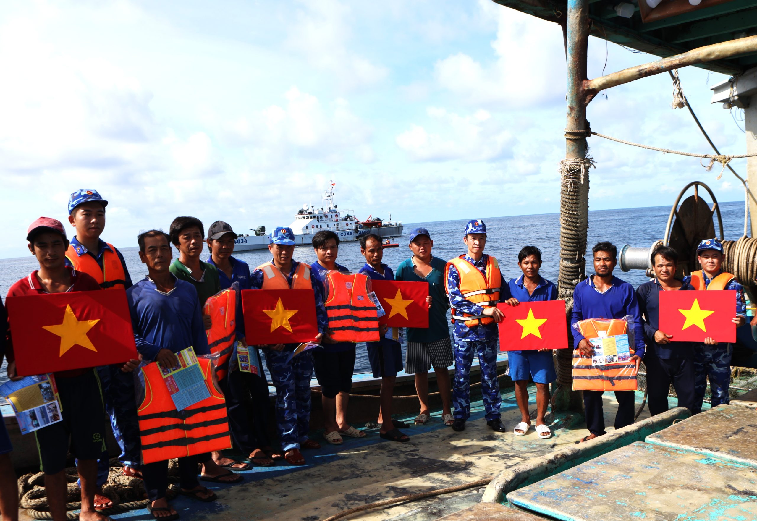 Chủ động bám biển, kiên quyết phòng, chống khai thác IUU