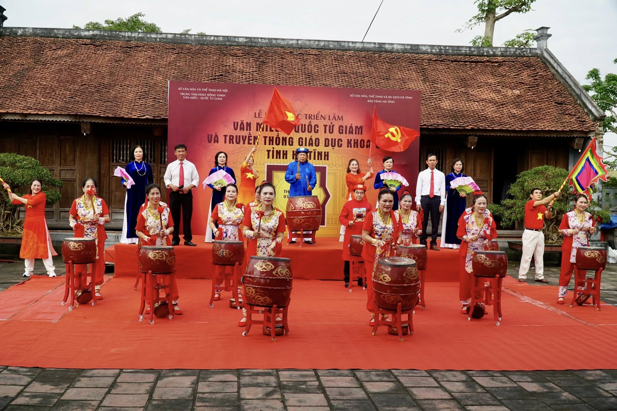 Khai mạc triển lãm Văn Miếu - Quốc Tử Giám và truyền thống giáo dục khoa cử tỉnh Hà Tĩnh