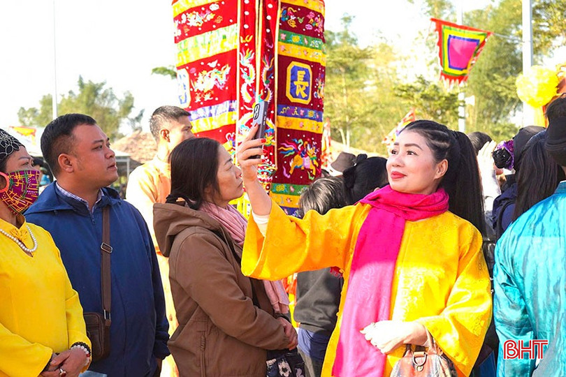 Hà Tĩnh khởi động mùa du lịch văn hóa tâm linh với nhiều tín hiệu lạc quan