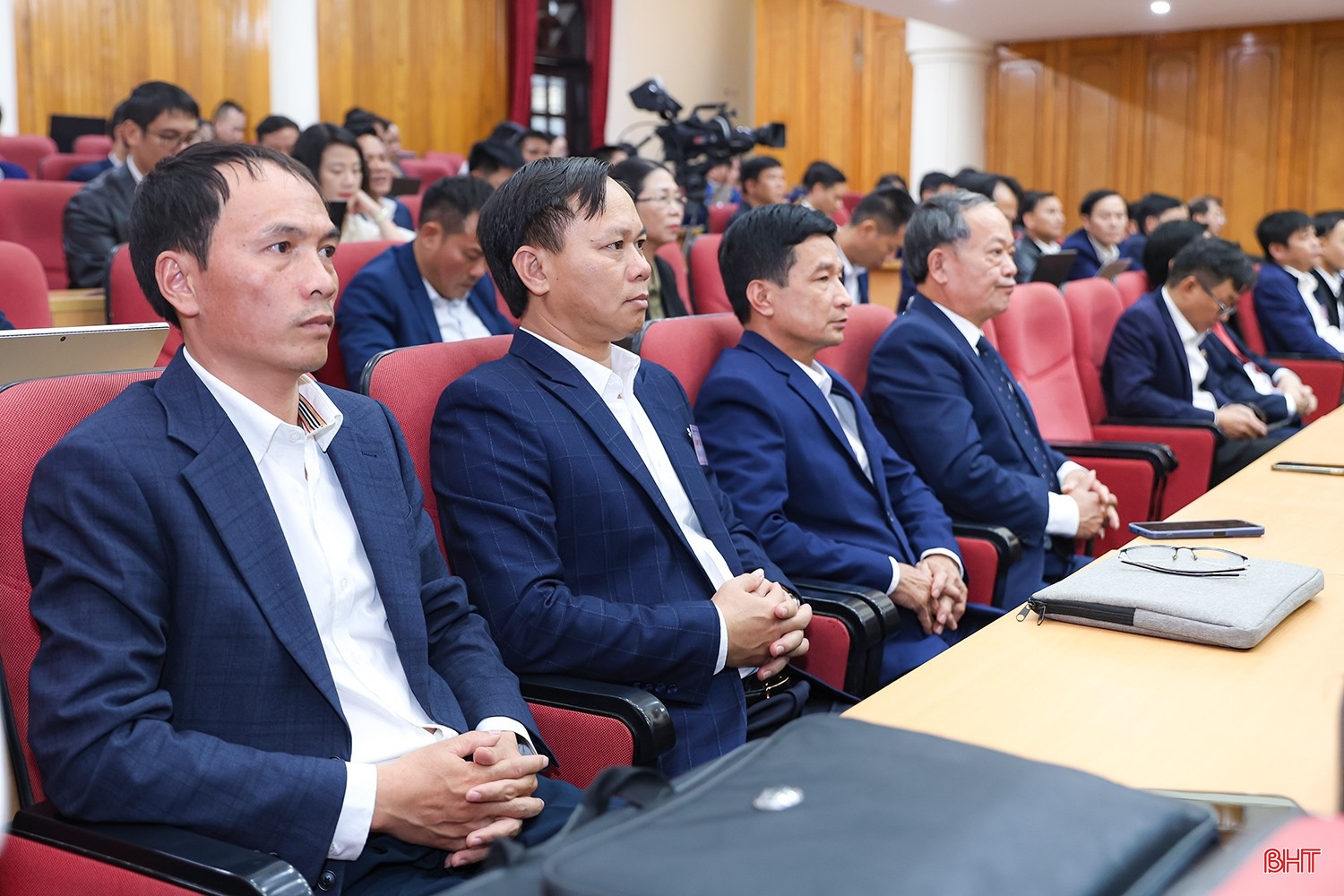 HĐND tỉnh Hà Tĩnh thảo luận về các giải pháp phát triển kinh tế, xã hội