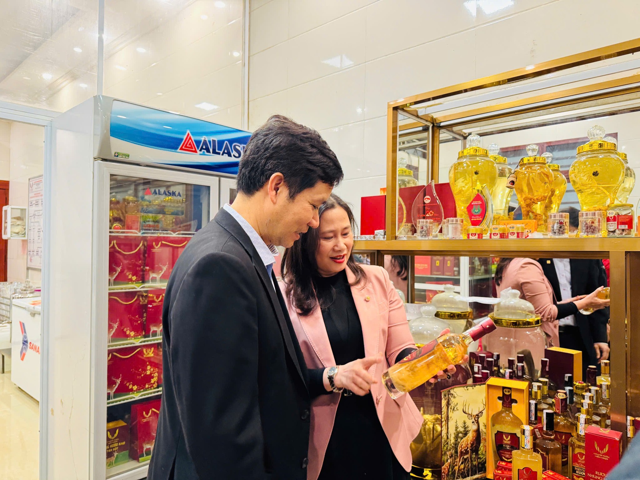 Xã Sơn Giang chia sẻ kinh nghiệm phát triển nông nghiệp với Đoàn công tác xã Đông Khê (Cao Bằng)