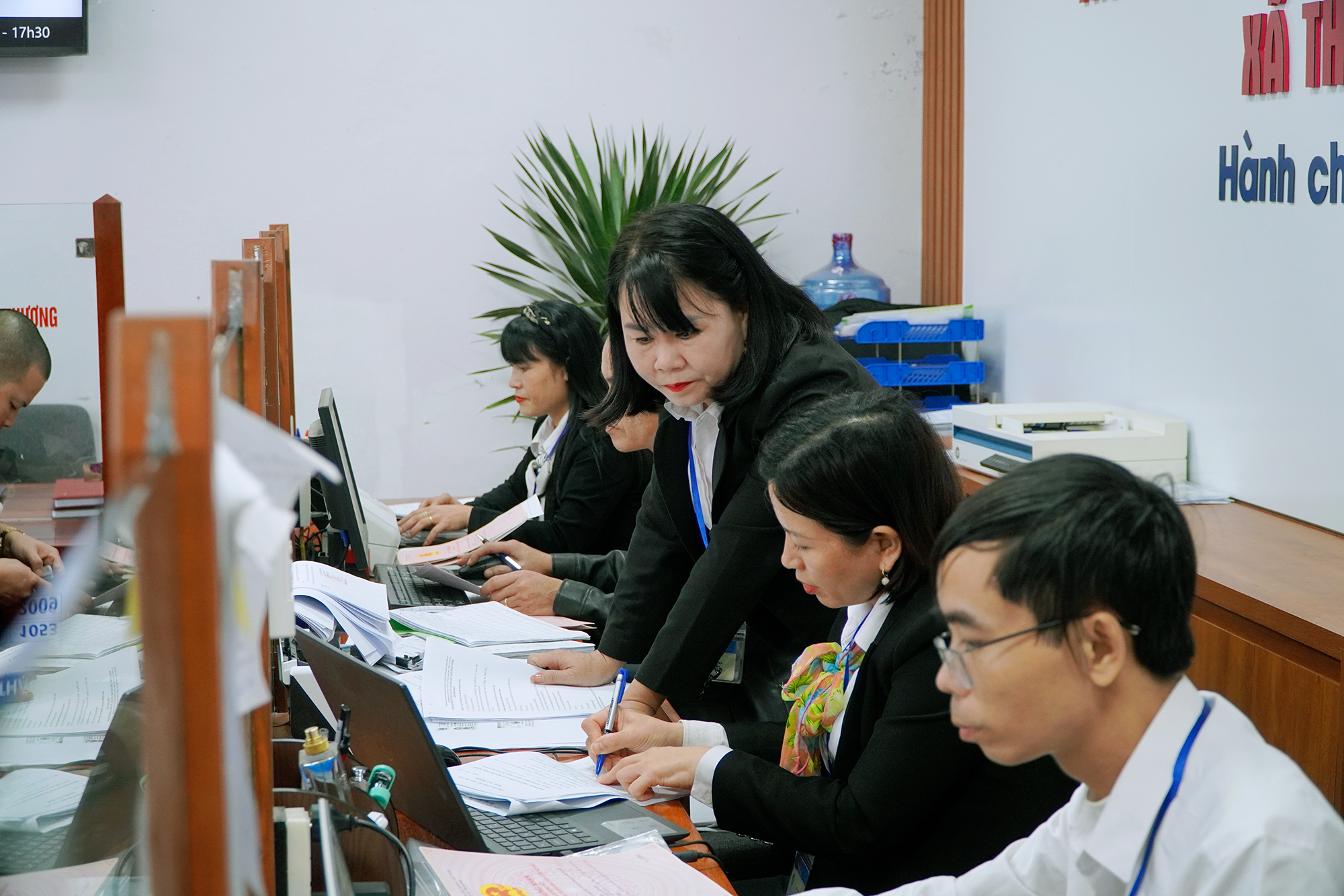 Trung tâm Phục vụ hành chính Công xã Thạch Lạc: Hiệu quả rõ nét trong cải cách thủ tục hành chính năm 2025