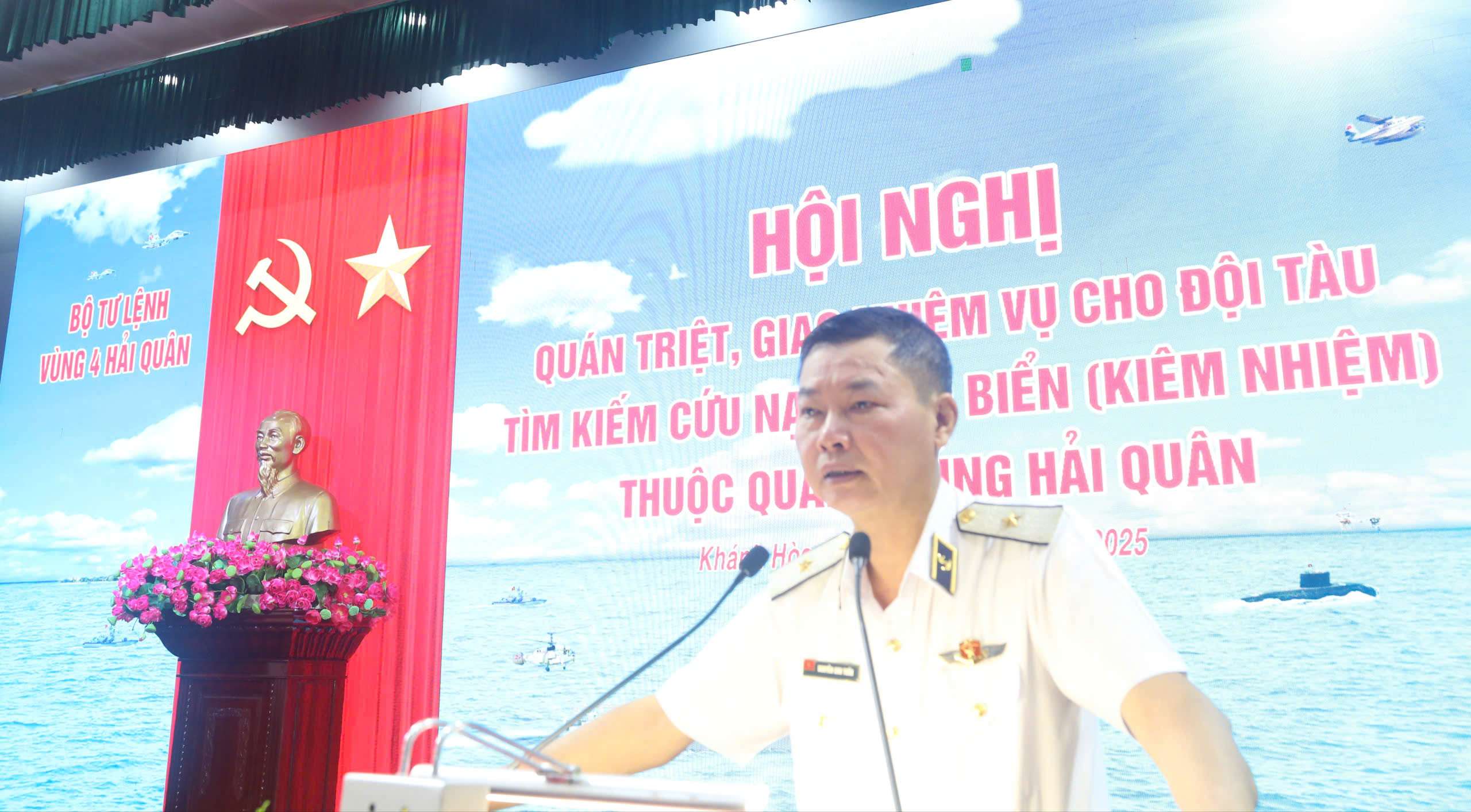 Vùng 4 Hải quân quán triệt, giao nhiệm vụ cho lực lượng tàu tìm kiếm cứu nạn trên biển