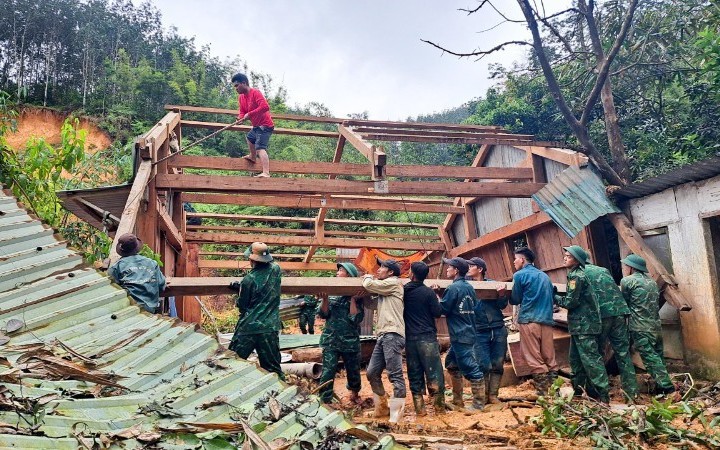 Sớm khôi phục lại sản xuất, ổn định tình hình Nhân dân sau thiên tai, bão lũ tại khu vực Trung Bộ