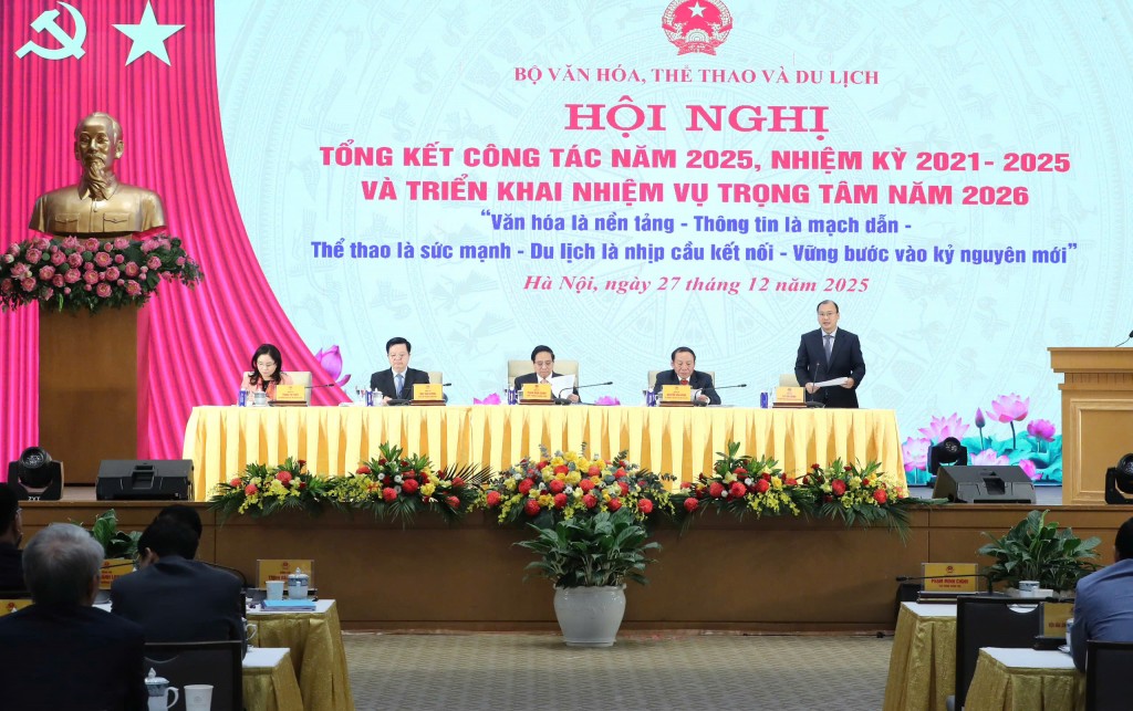 “Văn hoá là nền tảng - Thông tin là mạch dẫn - Thể thao là sức mạnh - Du lịch là nhịp cầu kết nối - Vững bước vào kỷ nguyên mới”.